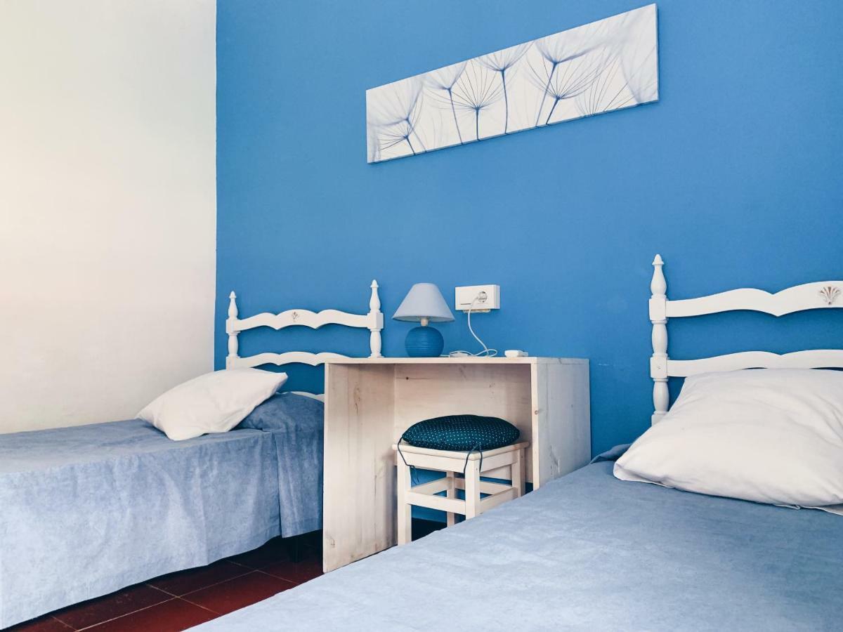 Hostal Portbou Eksteriør bilde