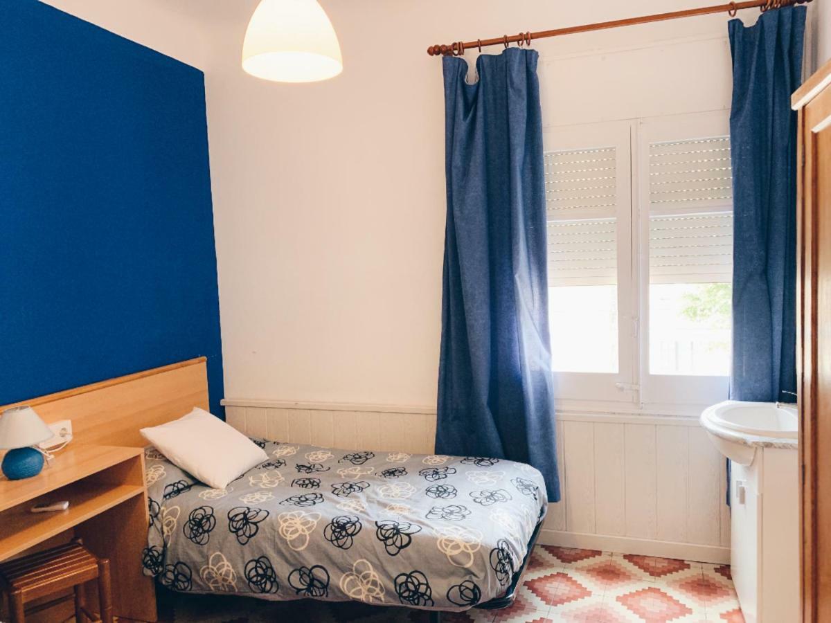Hostal Portbou Eksteriør bilde