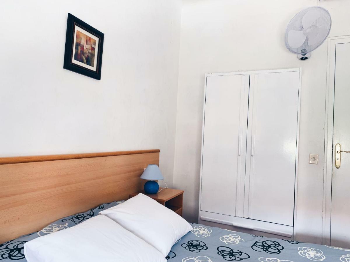 Hostal Portbou Eksteriør bilde